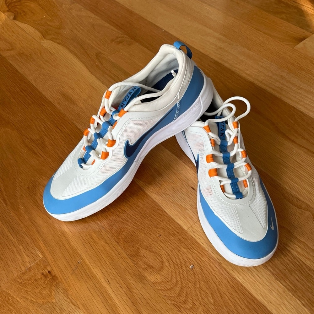 Nike NYJAH SR men’s sneakers. Excellent condition. Size 10 🚭 🏡